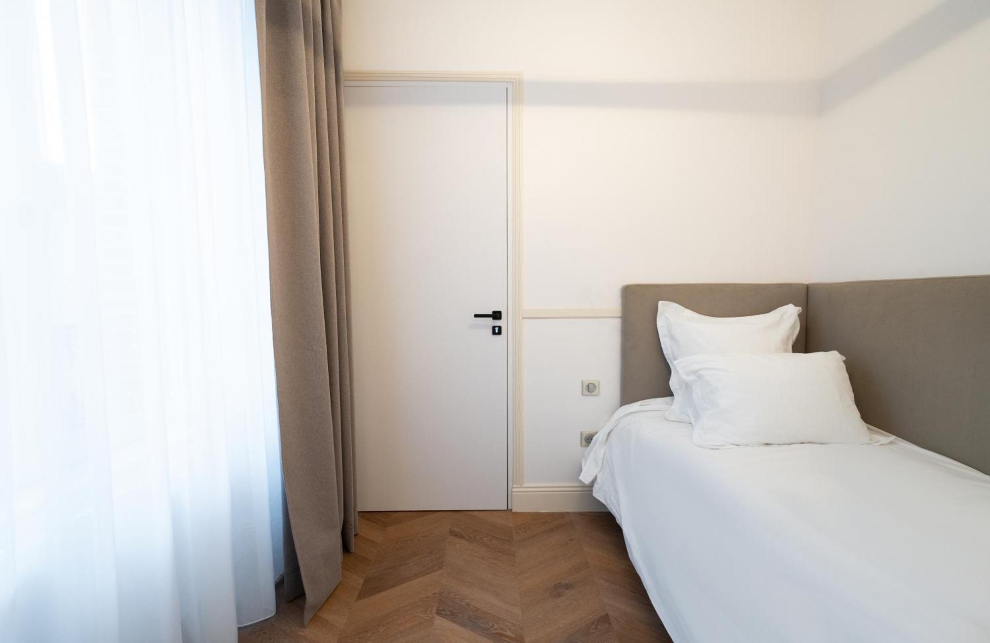 Hotel Margaux Épernay Buitenkant foto